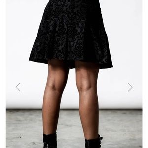KiLLSTAR pleated skirt